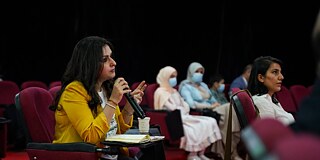 Diskussion auf der Buchmesse in Basra