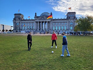 Gewinner des Wettbewerbs „1:0 für Deutsch“, 2022