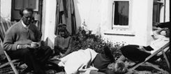 IRELAND_Heinrich-Boell_6-website.jpg / Von links Heinrich, Annemarie, René und Raimund Böll vor dem Cottage in Keel, Achill Island, Irland, um 1958.