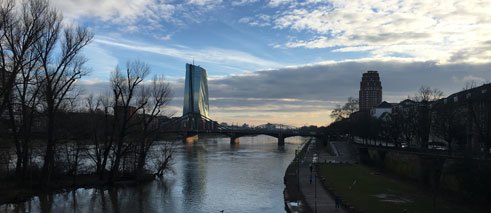 Frankfurt & river 