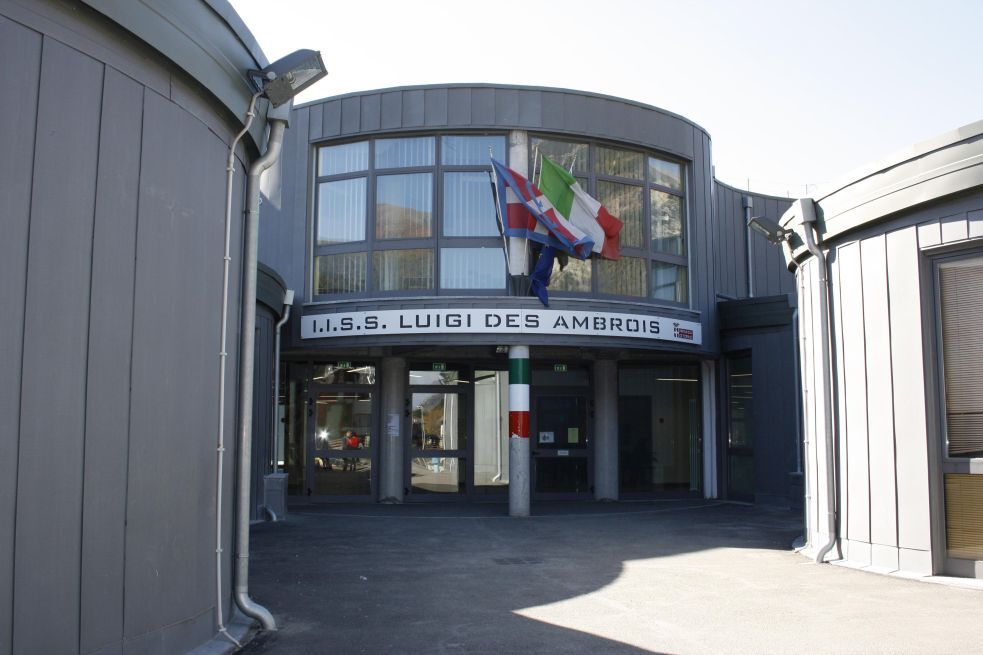 Istituto di Istruzione Superiore Statale “Luigi Des Ambrois”, Oulx (TO)