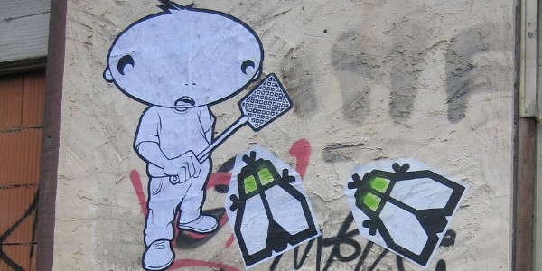 Chytání mouchy v rodném městě Karla Toona Halle, Foto (výřez): FrauSchütze, CC BY 2.0