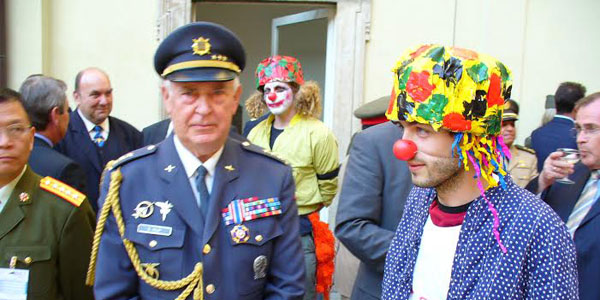 Foto: © NESEHNUTÍ Foto: © NESEHNUTÍ