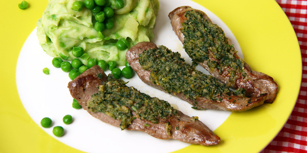 Lammfilets mit Kräuterkruste, Foto: Katrin Gilger, CC BY 2.0 Lammfilets mit Kräuterkruste, Foto: Katrin Gilger, CC BY 2.0