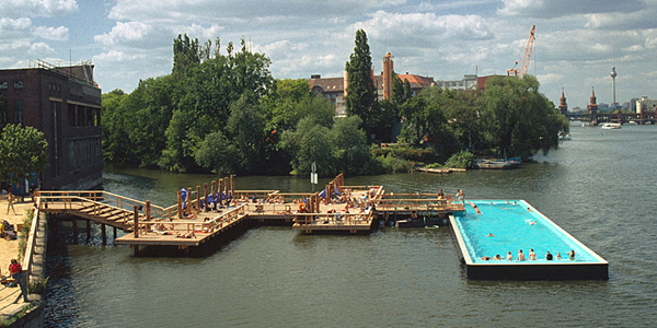 Badeschiff Berlin, AMP arquitectos mit Gil Wilk und Susanne Lorenz, Foto: Uwe Walter