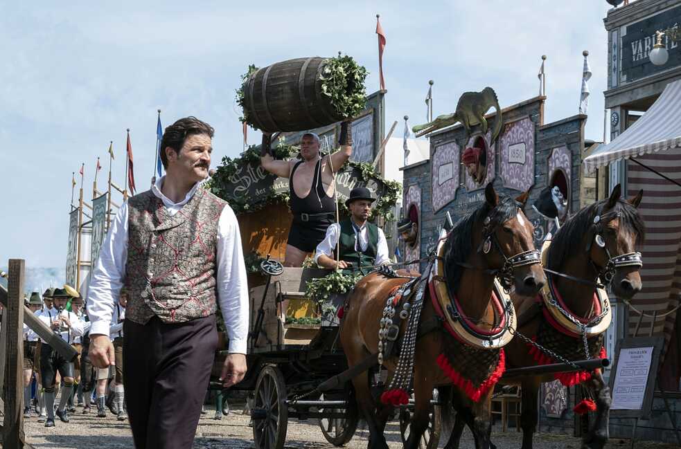 Captura de la serie "Oktoberfest: cerveza y sangre"