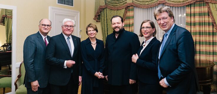 Backstage with BSO/GHO/Steinmeier/Nelsons