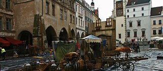 U čtyř tisíc památkově chráněných budov v historickém centru Zhořelce (Görlitz) se v „Görliwoodu“ natáčí samozřejmě mnoho historických filmů. Snímek je z natáčení filmu Goethe!.