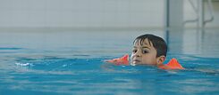 Kind im Wasser