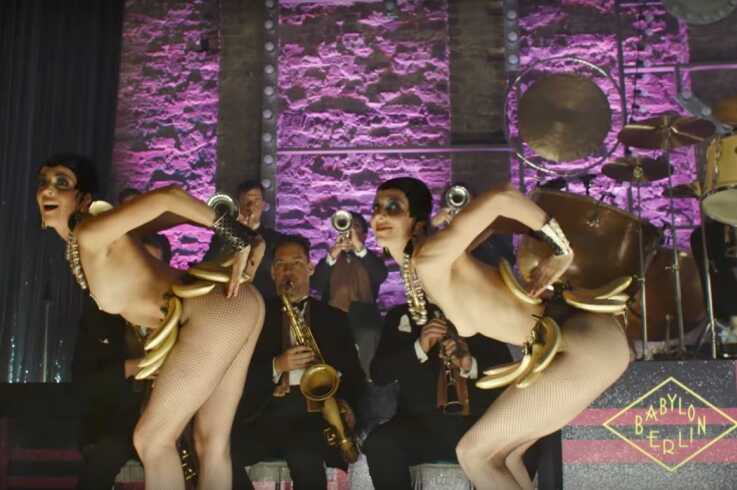Tänzerinnen im Moka Efti, Standbild aus der Serie „Babylon Berlin“, Photo: X Filme / Frédéric Batier