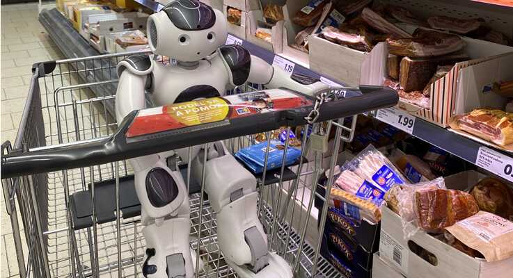 NAO-Roboter im Goethe-Institut Slowakei 