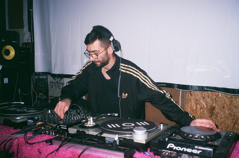 DJ in einer Club