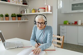 Präsenz- und Online-Unterricht kombinieren