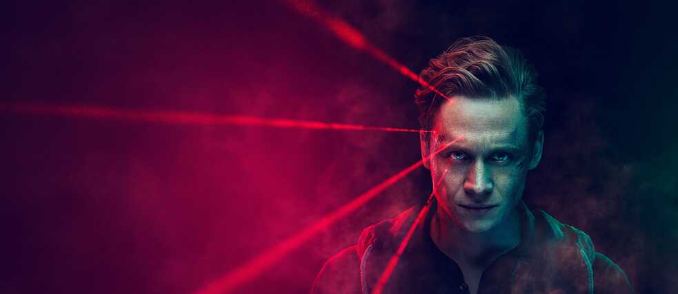 Titelbild Matthias Schweighöfer in You Are Wanted Season 2 