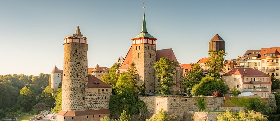 Úchvatný pohled na historické centrum Budyšína (Bautzen) si lze vychutnat i z mnoha hospod a restaurací. 