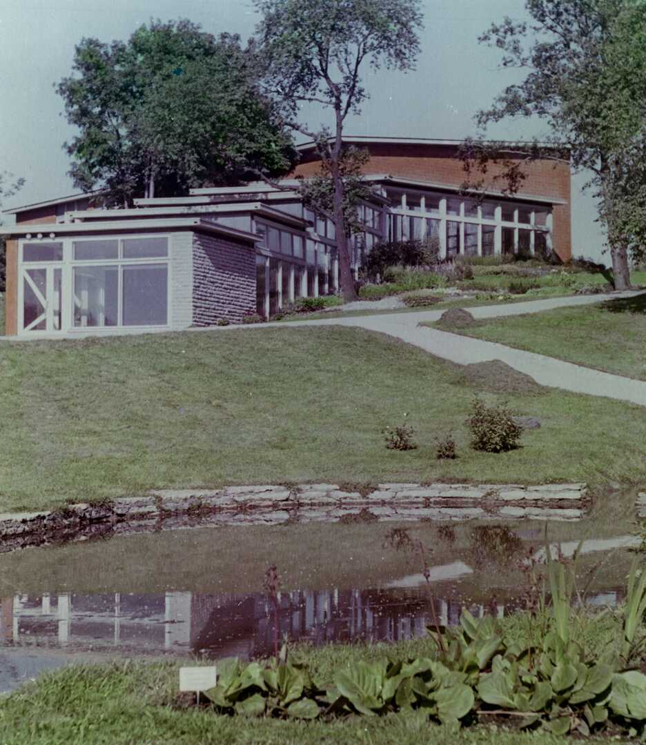 Blumenpavillon und Café Tuljak (Tallinn). Architekten: V. Portmeister, V. Tamm, V. Asi // 1958–1960, 1964–1966