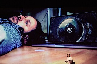 FÜNF GELÖSCHTE NACHRICHTEN