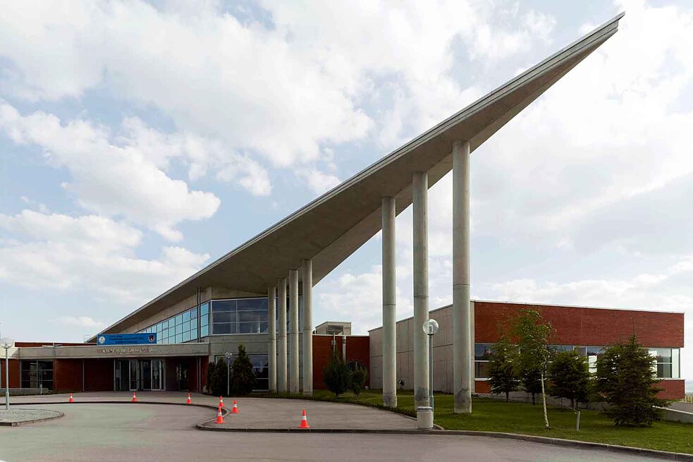 Campus des TED Ankara Kollegs, 1998-2005