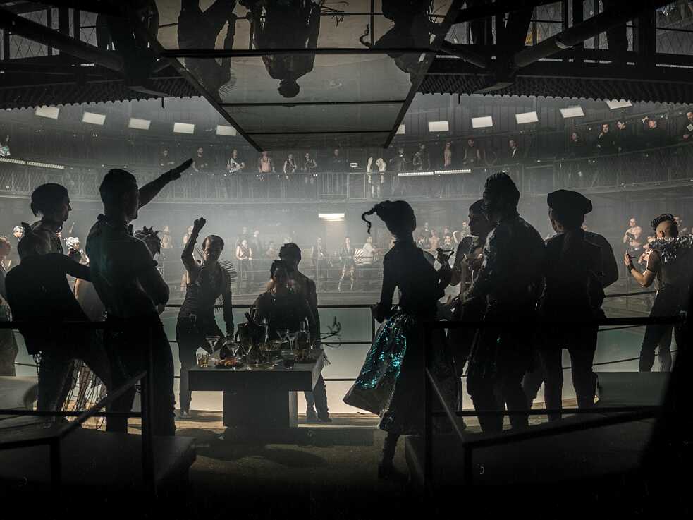 Stillframe from the Netflix original series "Tribes of Europa" 1