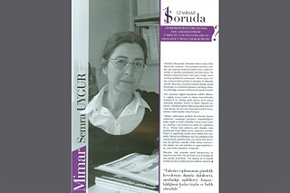 Man kann in dem Grad originell und anders sein, in dem es einem gelingt, unabhängig von den schnell wechselnden Interessen der Konsumgesellschaft zu bleiben und über das Gewöhnliche hinauszugehen.“ Artikel mit dem Titel „1 Frage 12 Architekten – Semra UYGUR“, veröffentlicht in der Reihe Zeitgenössische Architektur der Fachzeitschrift Konsept Projeler (H. 22, März 2012, S. 29)