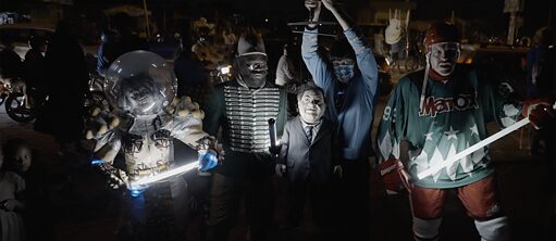 „Wir Schwarzen müssen zusammenhalten“ – Eine Erwiderung  (Filmstill © Eike Zuleeg)