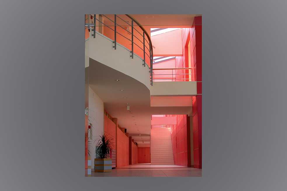 ODTÜ-Softwareunternehmen Halıcı, zweites Gebäudes im ODTÜ-Wissenschaftspark, Ankara 2001