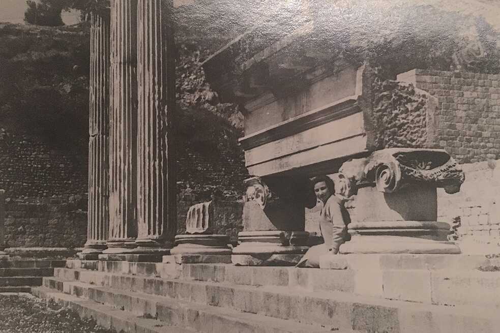 Während einer Ephesos-Exkursion der Technischen Universität Istanbul, 1950er Jahre