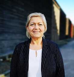 Myrle Dziak-Mahler
