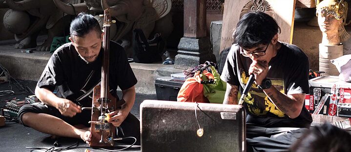 Nusasonic: Artistic Lab Hacklab