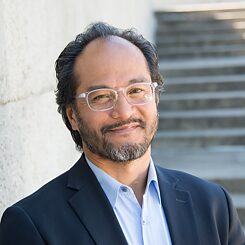 Portrait René de Guzman 