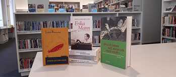 Bücher in der Bibliothek