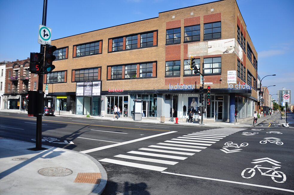 Rue St-Denis, eine weitere wichtige Geschäftsstraße des Plateaus