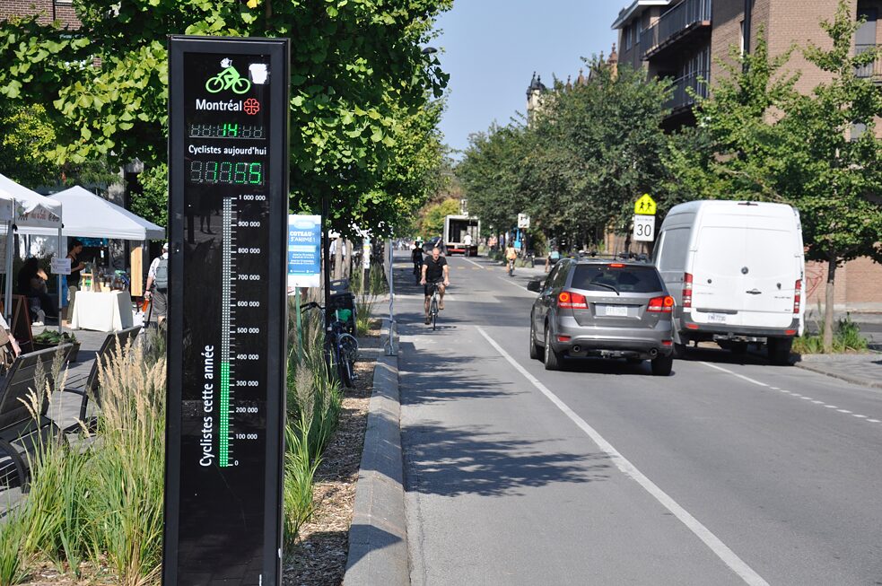 The bike lane on Laurier Avenue has become one of the most popular in Montreal. 