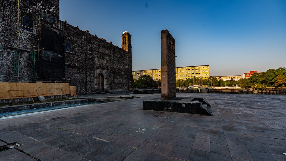 Emblematisch für Tlatelolco ist der großflächige Plaza de las Tres Culturas („Platz der Drei Kulturen“).