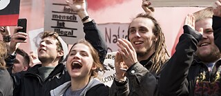 Und morgen die ganze Welt