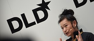 Both her art and her opinion are highly valued: Hito Steyerl on a panel at the DLD18 Conference (Digital-Life-Design) in Munich 2018.