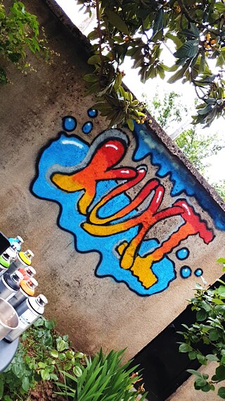 graffiti Nini Kukhianidze 