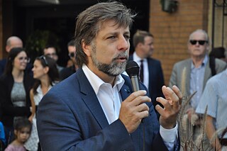 Luc Ferrandez oli 2009—2019 Plateau-Mont-Royali linnaosavanem.