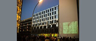 Filmprojektion auf einer Wand