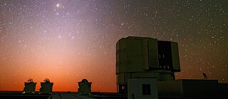 Le VLT de l'Observatoire européen austral (ESO) se trouve au sommet du Cerro Paranal, dans le désert d'Atacama, au Chili.