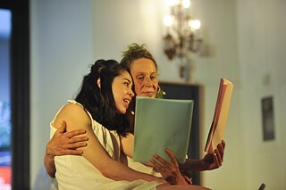 Slideshow Und dann kam Mirna Bild