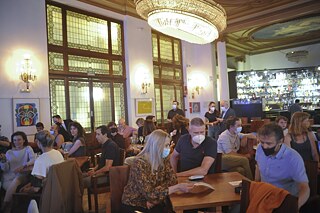 Slideshow Und dann kam Mirna Bild