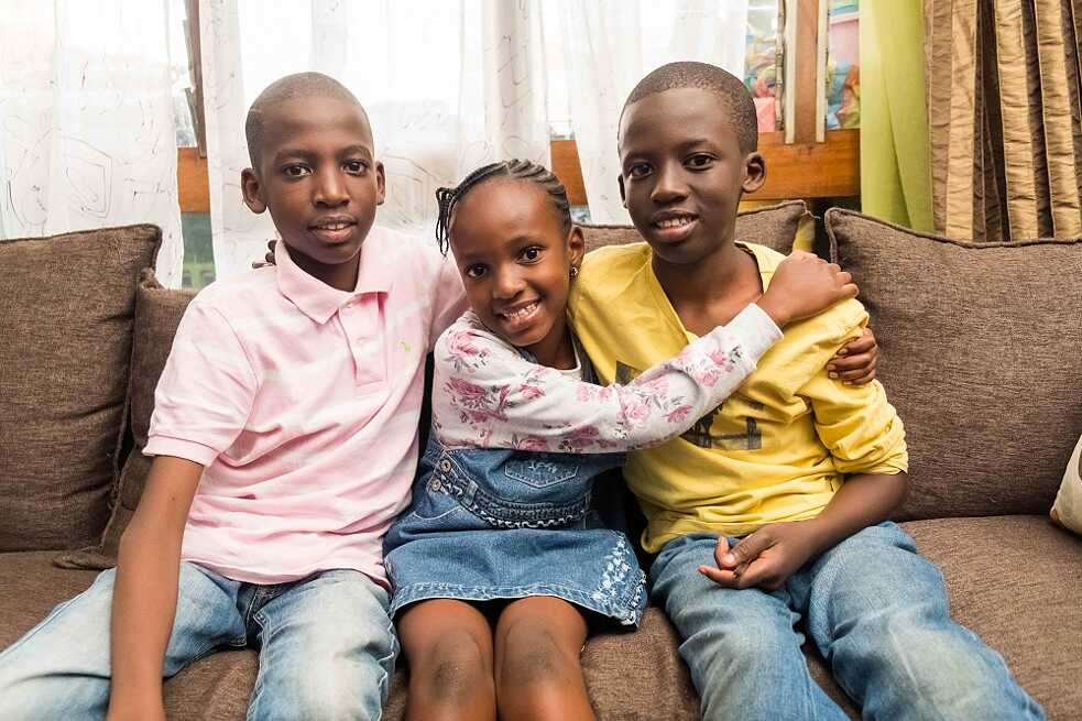 Les deux fils et la fille de Zainabu