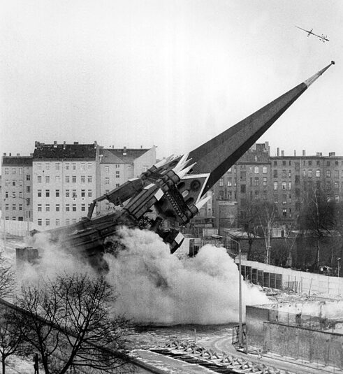 The tower of the Reconciliation Church (Versoehnungskirche), which lies directly behind the wall in East Berlin, is blown up on January 28, 1985.  