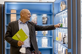 Zahájení výstavy v Mnichově 8. června 2021 / Generální tajemník Goethe-Institutu Johannes Ebert