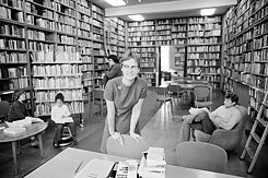Die Bibliothek im Goethe-Institut London, 1980.