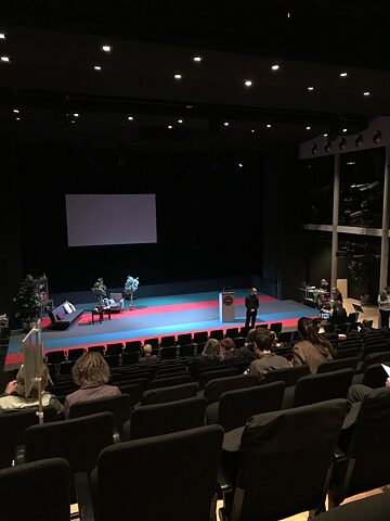 Prove prima della Première allo Staatsschauspiel di Dresda