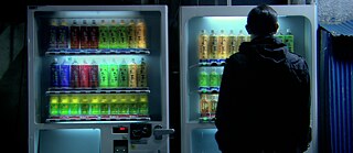 Techno Worlds - Carsten Nicolai, future past perfect pt. 03 (u_08-1), 2009, hd short movie, 03:43 min