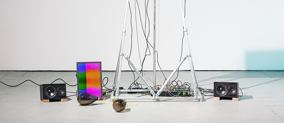 Robert Lippok, Objects and Bodies, 2020, sound modules, video synthesizer, cymbals, hand-blown resonators, loudspeakers