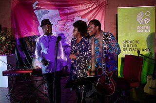 Carlos Praia, Dimbo Makiesse & Delnata Praia no MNA